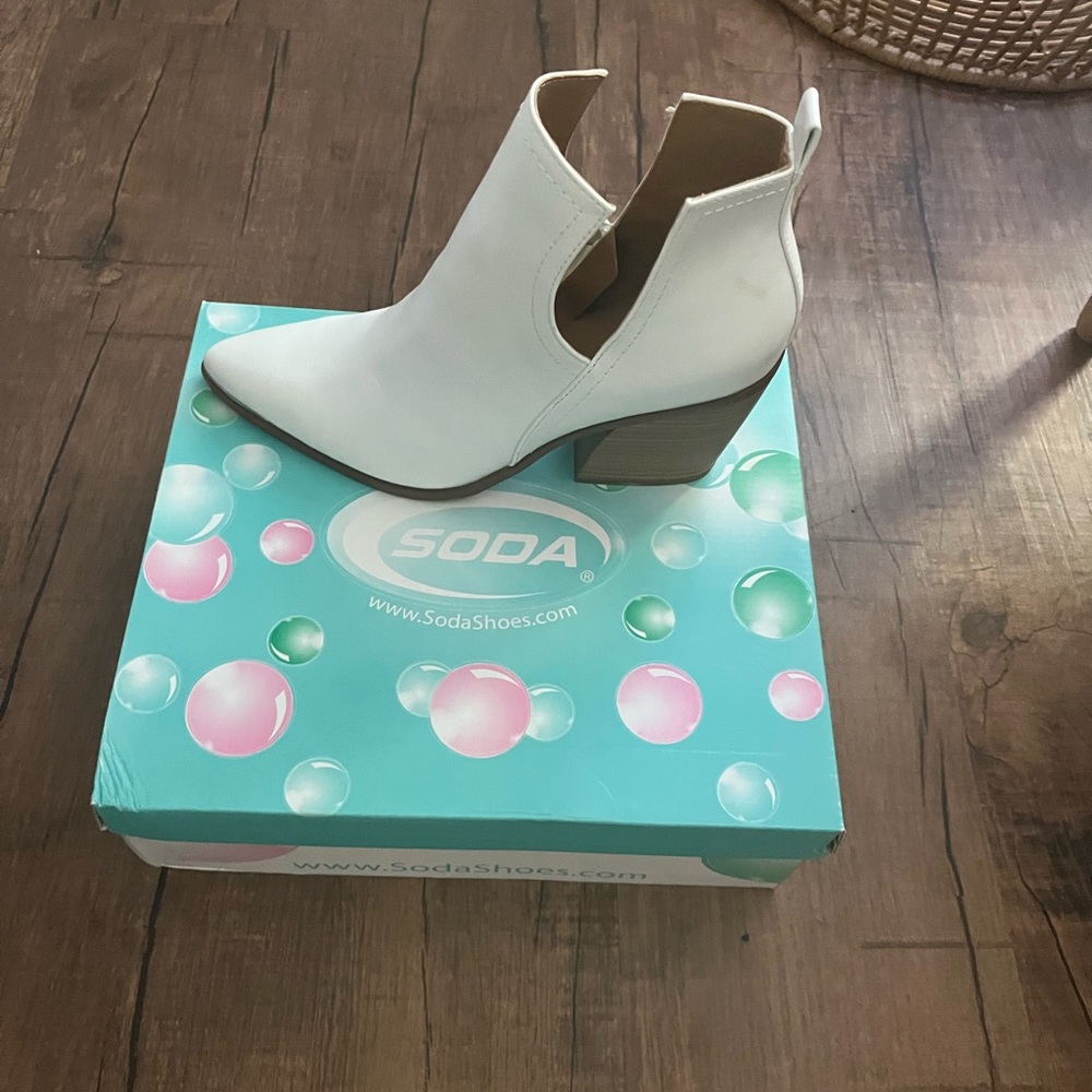 White booties! So cute and comfy!